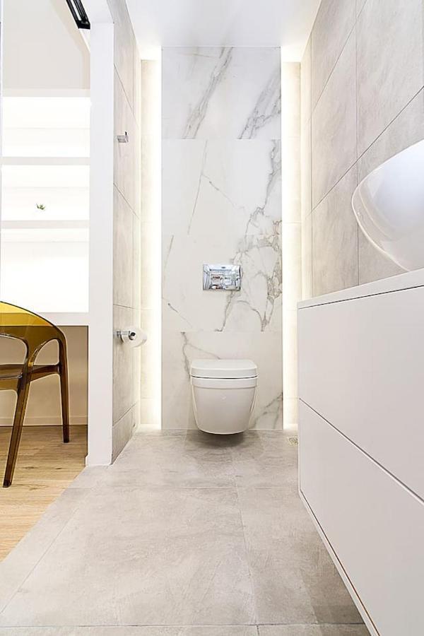 Апартаменты Brand New Flat For 4 Ppl Next To Syntagma Sq. Афины Экстерьер фото